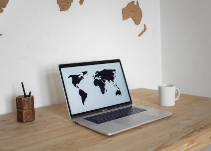 外匯交易平台推薦：讓你笑著賺錢的神奇選擇！